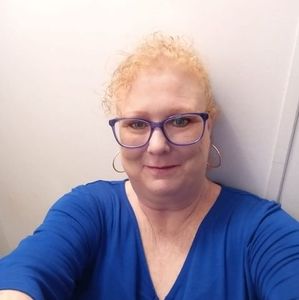 Meet your Posher, Tonya